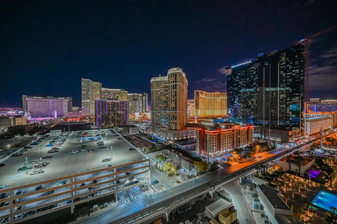 Mgm Signature Towers, Balcony Suite, Strip View - No Resort Fees! Лас Вегас Екстериор снимка